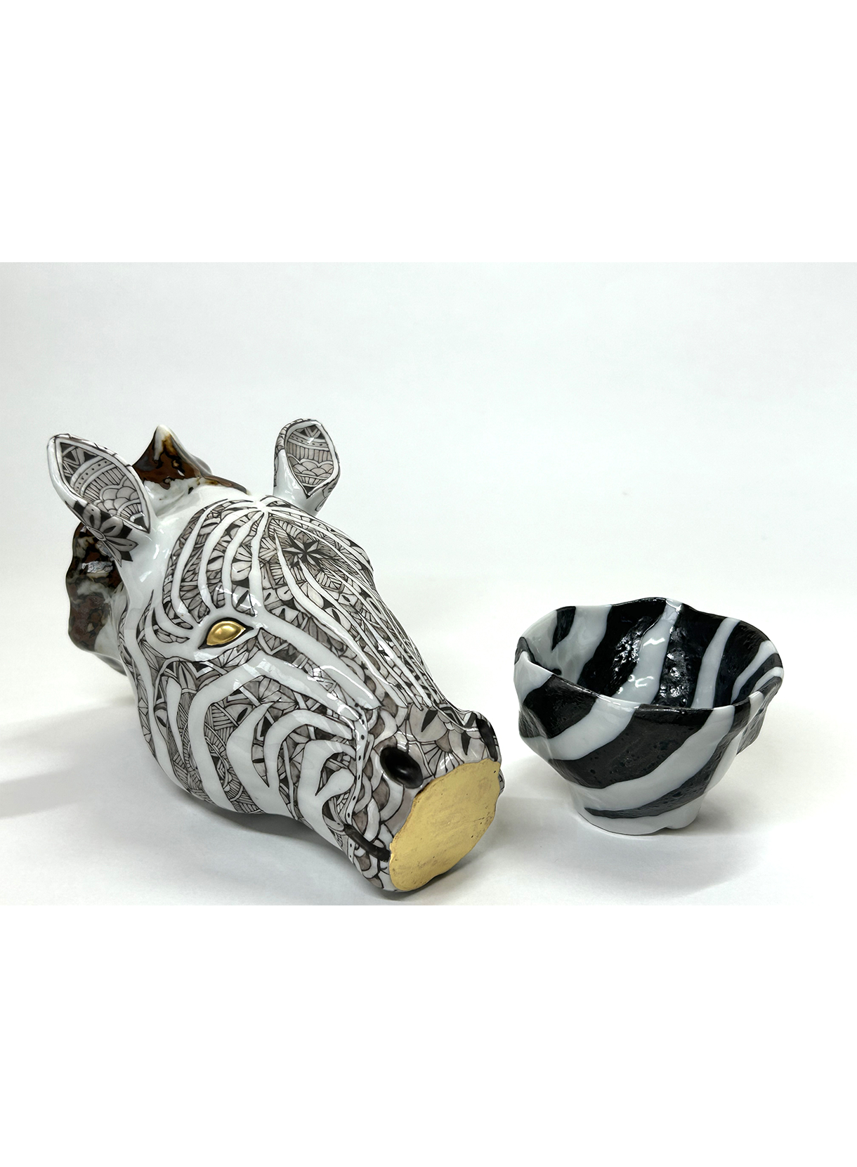 大岩千珠 Chizu Oiwa《縞馬（片口　猪口） / Zebra (Lipped bowl & Small sake cup)》