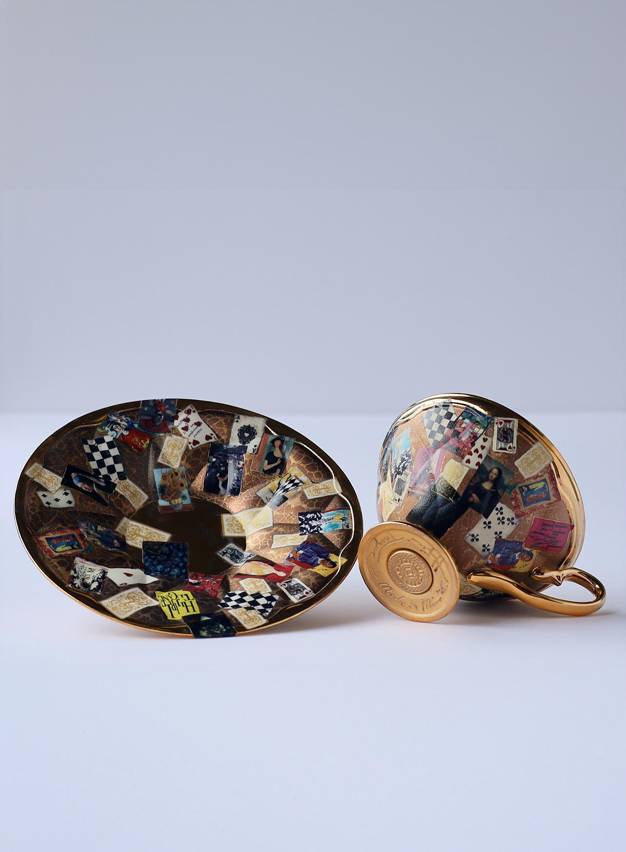 東金聖 / Hijiri Togane《琳派風の西洋コラージュクッションティーカップ＆ソーサー / Rimpa-inspired Western Collage Cushion Teacup & Saucer》